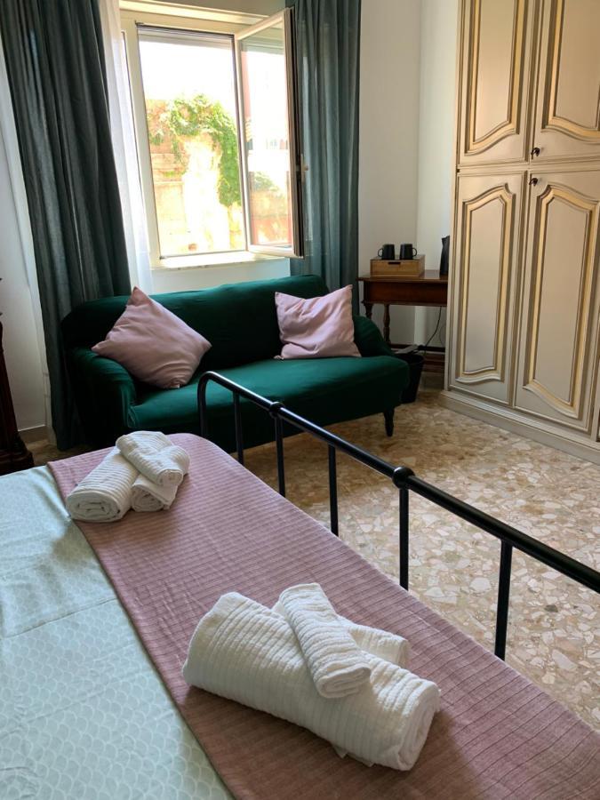 B&B Fiorisol Augusta Bagian luar foto