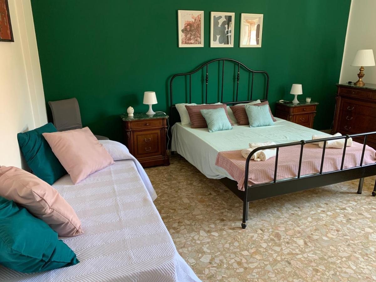 B&B Fiorisol Augusta Bagian luar foto